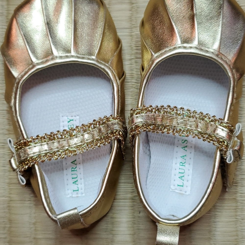 Laura Ashley Gold Ballet Infant Flats w/ Bow Strap - Picture 5 of 7